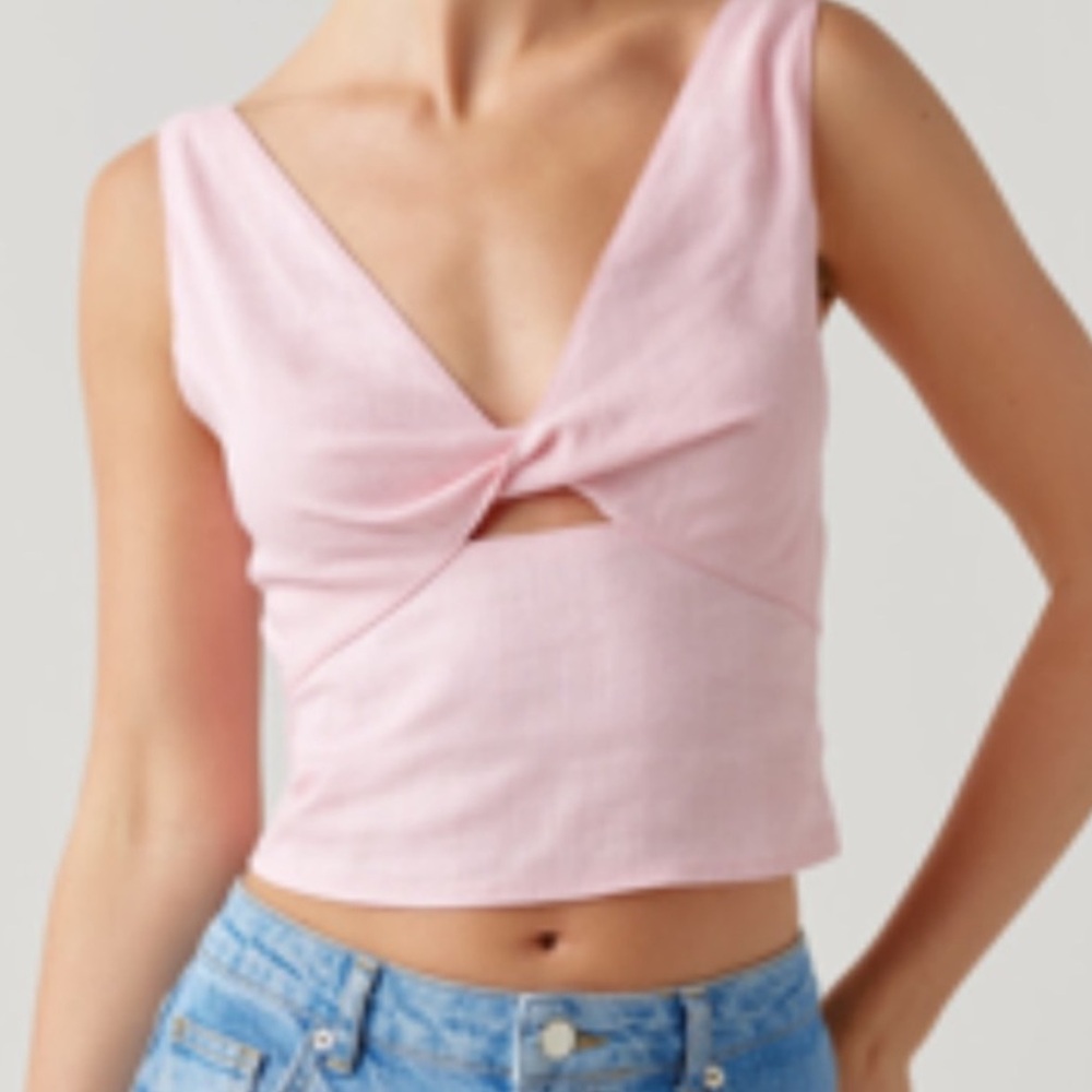 Francesca's Collections miami Light Pink Twist-Front Syndie Crop Tank